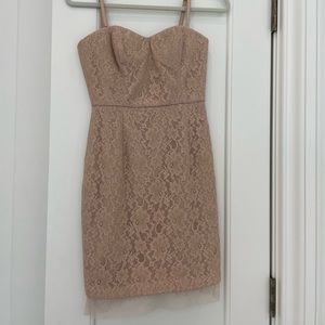 NWOT BCBG lace dress. Nude/beige size 2